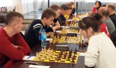 Awans szachistów MKS MOS Wieliczka do II ligi seniorów!