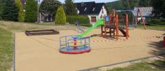 Nowy plac zabaw przy Szkole Podstawowej w Dobranowicach