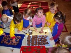 Świąteczne wypieki na choinkę