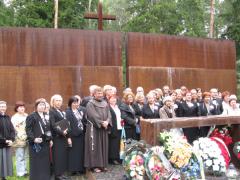 „Praojcom naszym niechaj będzie sława, że w serca tchnęli nam proroczy śpiew”