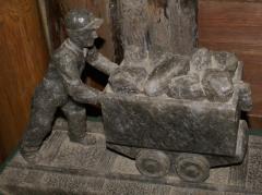 „Święta Barbaro, patronko nasza, weź nas w opiekę.”