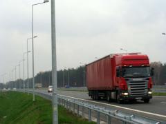 Przejazd pojazdów o tonażu powyżej 7 ton ograniczony